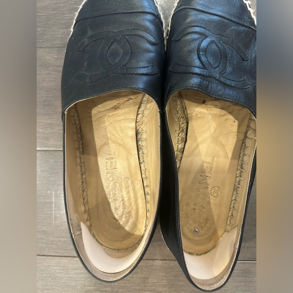 Chanel black espadrilles. - Picture 3 of 6